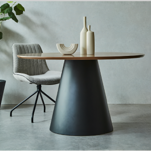 20202023_diningtable_kluger_0032966