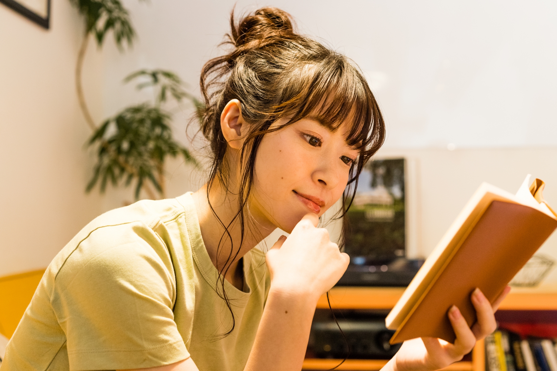 狭い部屋でも“広く見える”インテリア黄金ルール